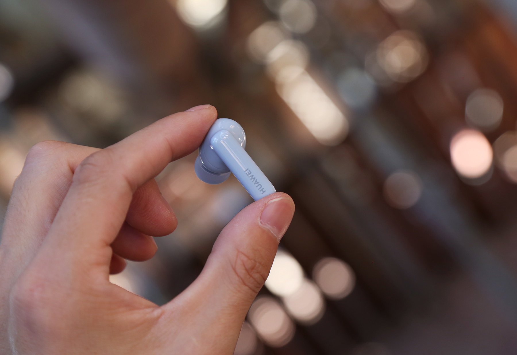 华为 freebuds 5i 体验:500 元唯一小金标认证,同价位全能耳机首选