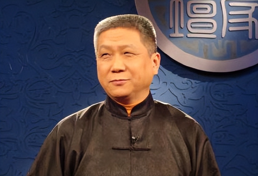 赵本山女儿直播爆料：马丽娟两个月瘦了30多斤，满脸疲惫引担忧