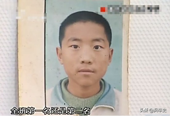 故事：山东学生遭遇“校园暴力”后精神分裂，被父母用铁链锁3年