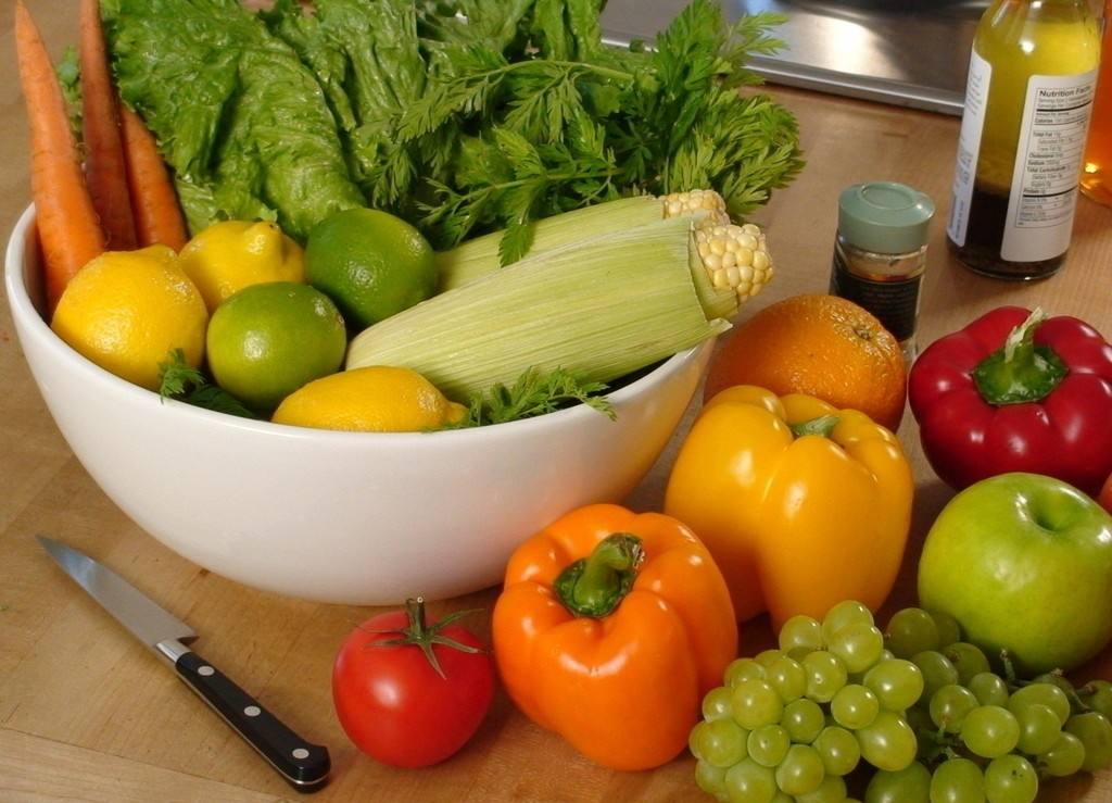 为什么冬天爱掉头发？建议你多吃这4种食物，还头发一个健康状态