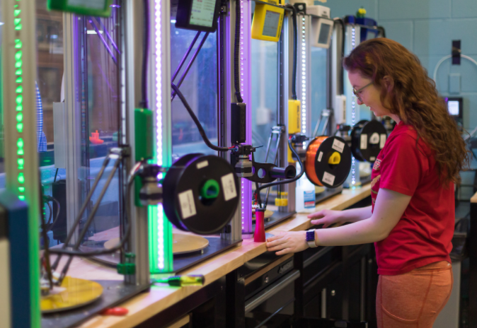 US.News 2022美国大学排名来了！美本应届生最高薪专业曝光？