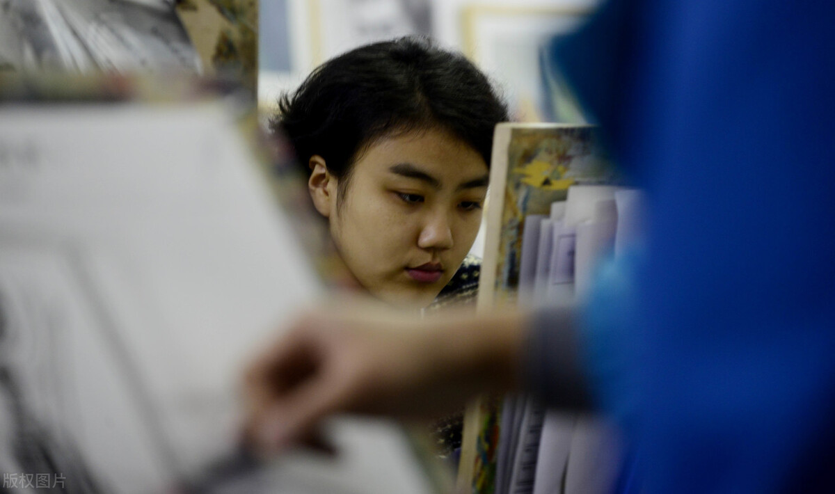 四川美术联考人数再创新高，试题难度空前，多少人能闯过本科关？