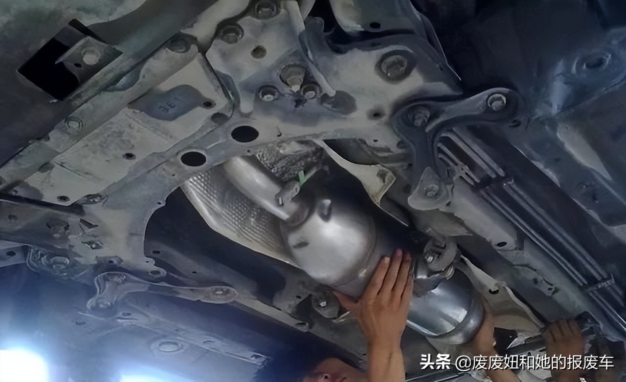 車子過不了年審，80%都是這三個(gè)原因，教你一招搞定