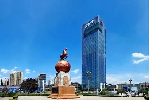 2022新年版全国城市高楼排行榜，深圳居首，西安第28，宝鸡上榜