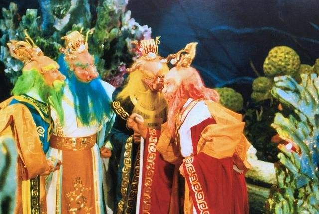 孙悟空取走如意金箍棒后,四海龙王为何还为他准备披挂?