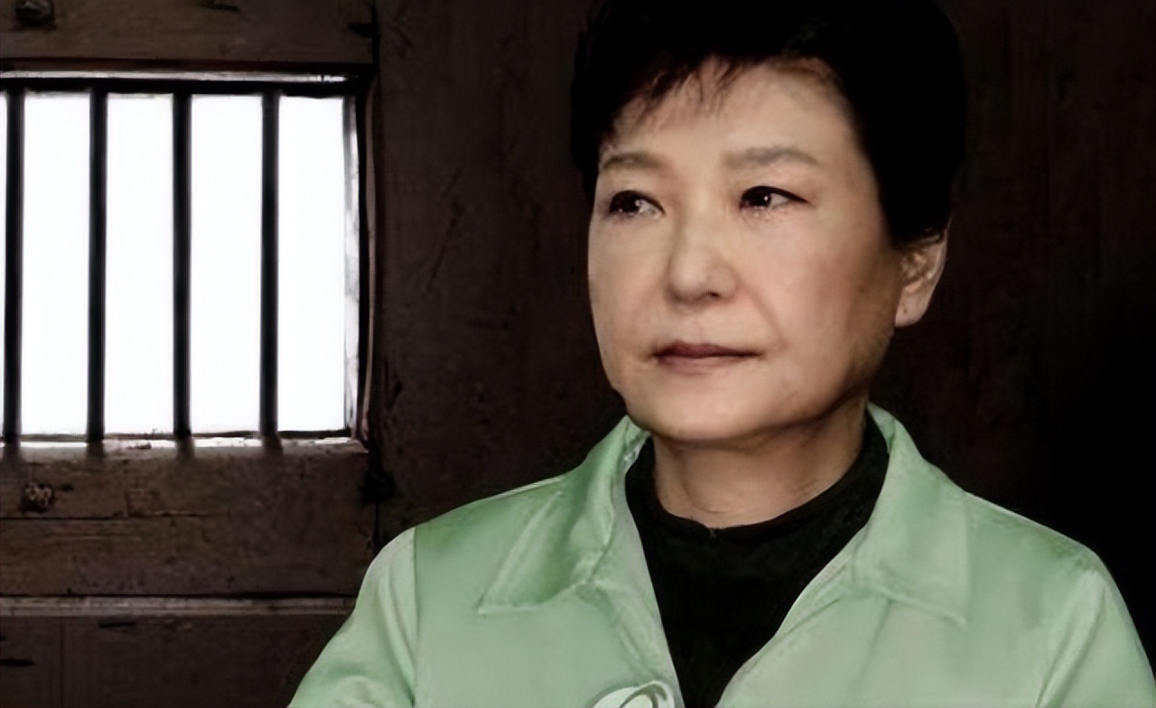 70歲樸槿惠近況不錯，如今安享晚年吃飯香，已住進25億養老房子