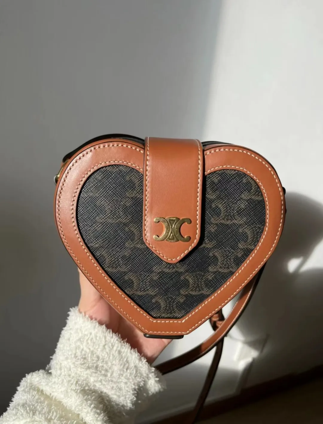 dior新年限定（dior节日限定日历）
