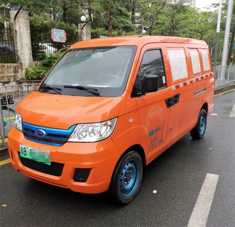 开瑞优优EV新能源汽车，载货空间大，动力足