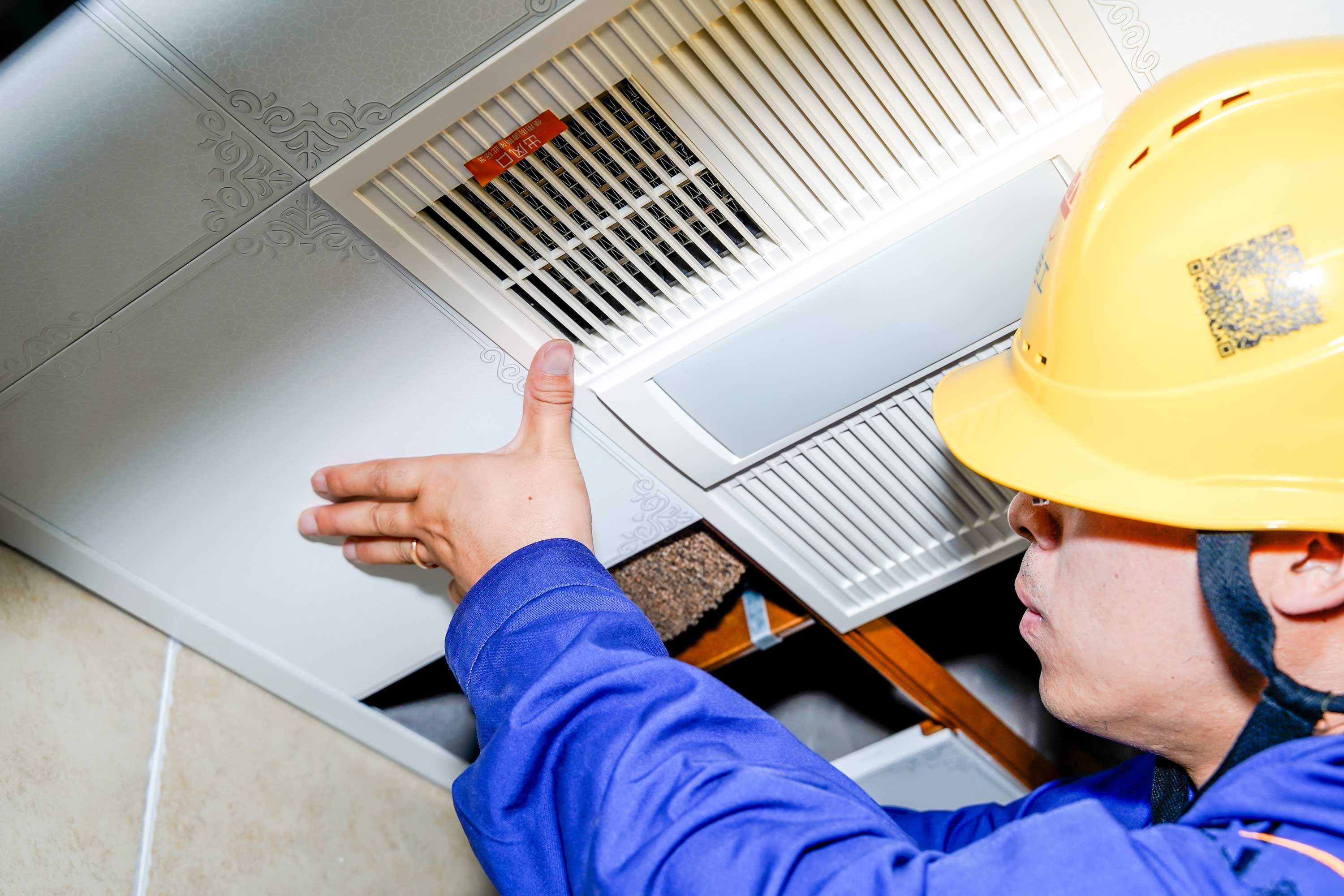 13风暖浴霸安装位置哪里好(风暖浴霸选购及安装技巧) -骁龙网