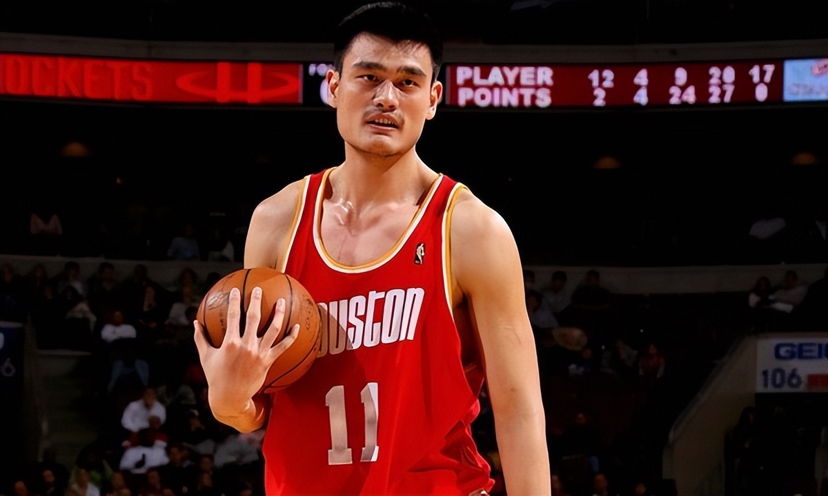 nba现在最火的明星有哪些人(人气爆棚！盘点全明星票王次数最多的十大球星：科比仅排第三名)