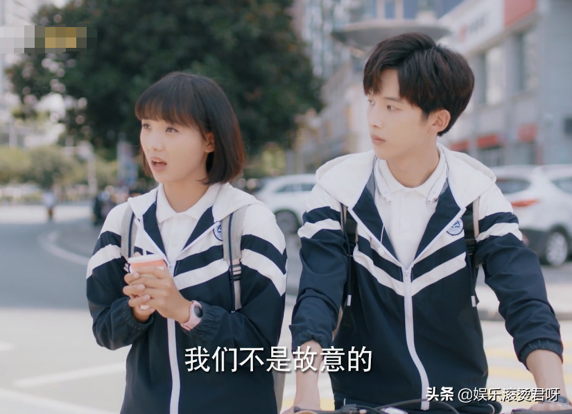 35岁李佳航也扮嫩，露脸《匆匆的青春》演大学生，状态却骗不了人