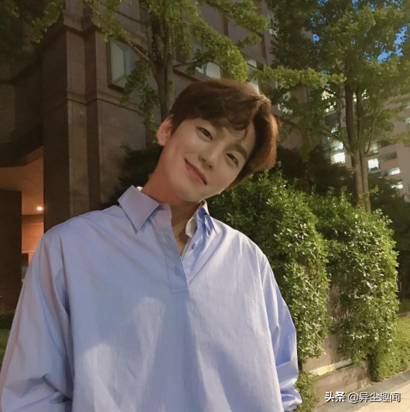 关于《社内相亲》金旻奎的6件事！游泳选手出身、私下是猫奴