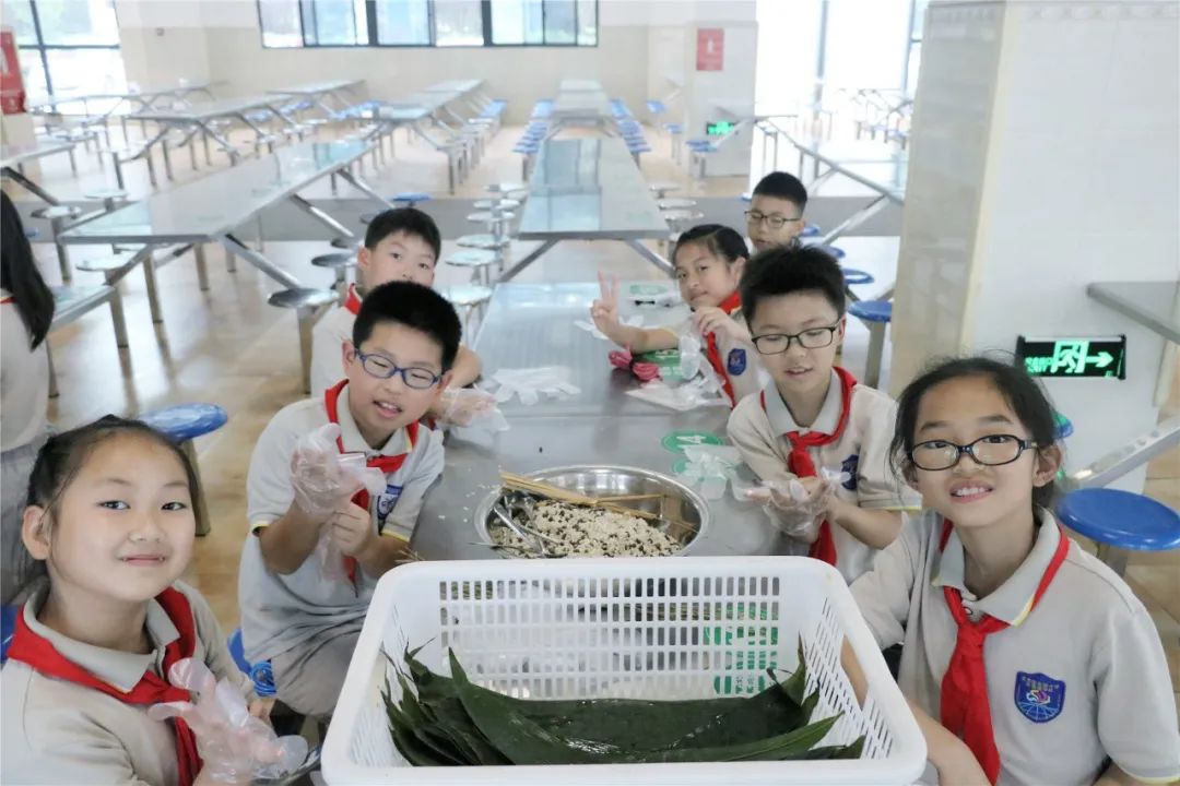 “粽”情端午 欢乐无限｜实验小学外国语学校工会委员会欢庆端午节
