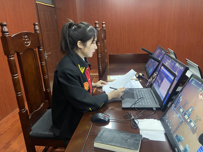 西安碑林法院安排两起案件在线庭审