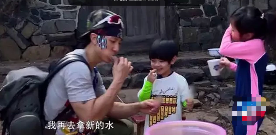 吴尊晒《爸爸去哪儿》重聚照！Neinei颜值好高，Jasper表情搞怪