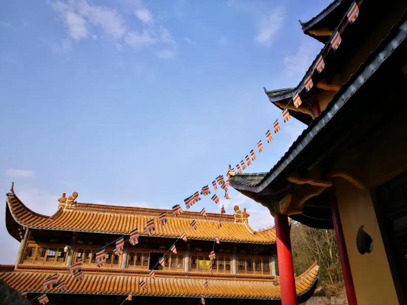 梵僧隐修 · 洞天奇观 | 俗称岩庵的天台山慈恩寺