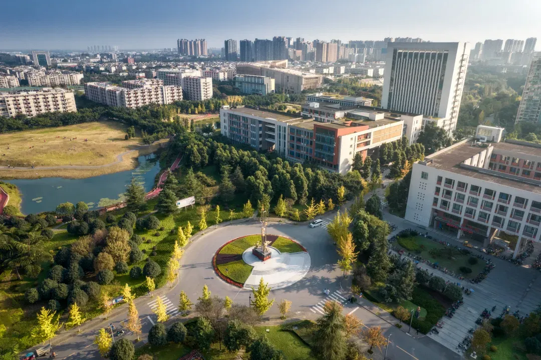 西南石油大学校训（创业1年获600万投资）