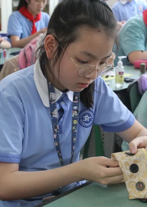 发扬劳动精神 争做先锋少年｜记川大西航港实小劳动技能大赛活动