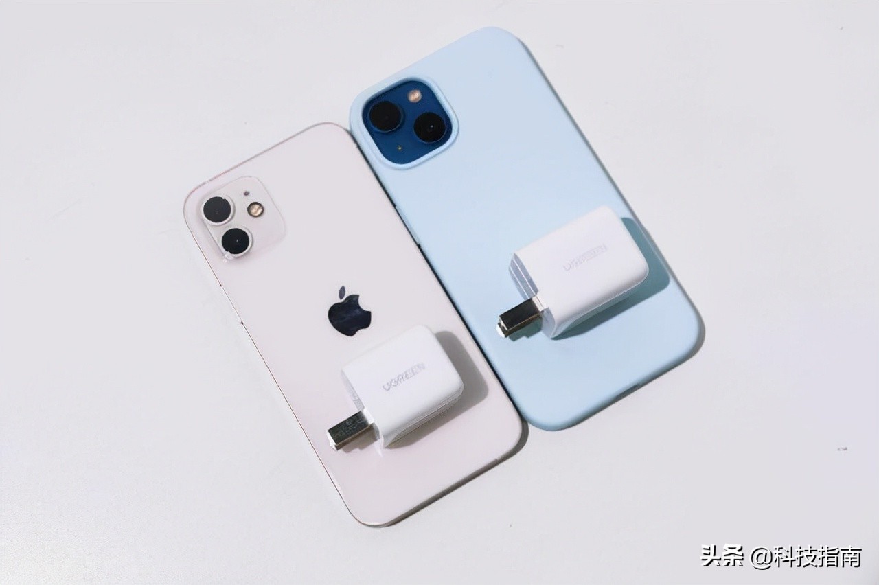 iPhone13等苹果手机都支持无线充电，苹果7之前却无缘