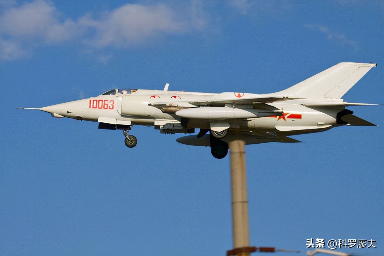 �ⵯ����45�뱬ը�������뾶45�����-6�׺�ը����������ѵģ�