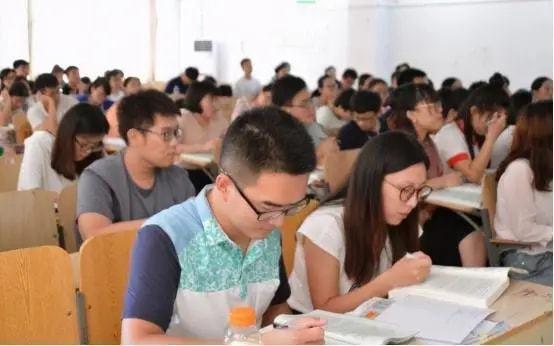 考上民办二本没前途？并非如此，民办二本也有自己的优势