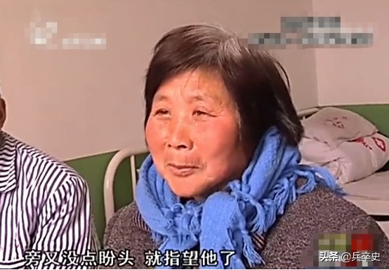 故事：山东学生遭遇“校园暴力”后精神分裂，被父母用铁链锁3年