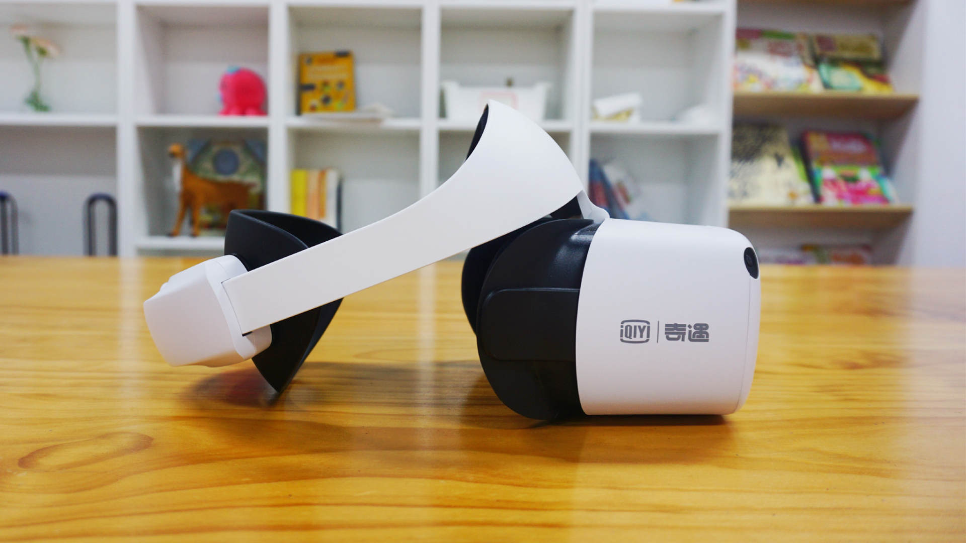 开启元宇宙大门，奇遇Dream Pro VR一体机