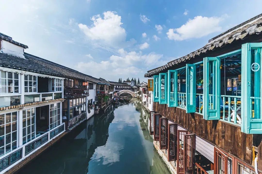 「青浦」ins轻工业风艺术酒店，用整层楼打造“海底小纵队”场景