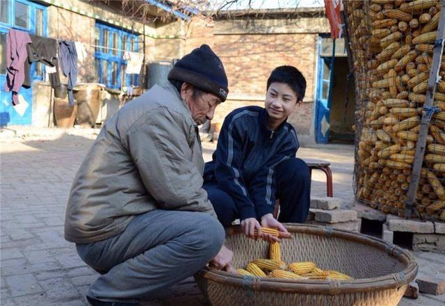 寒门贵子庞众望:母亲残疾,父亲精神病,744分进清华,校长亲自迎接