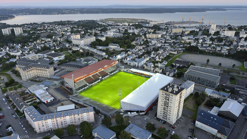 法甲球队马赛的主场在哪里(法甲联赛20座球场巡礼)