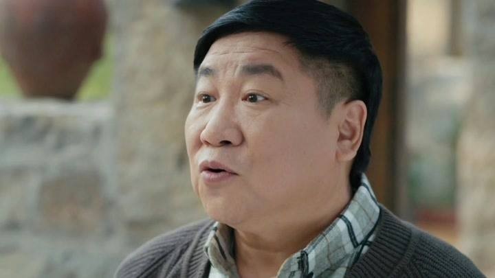 刘流：曾是赵本山“军师”，赵家班落寞后另起山头，如今怎样了？