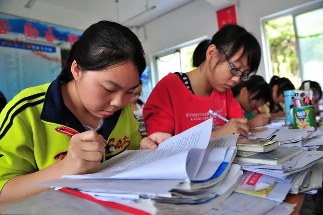 河北省高中最新排名，以高考成绩为标准，衡水中学实至名归