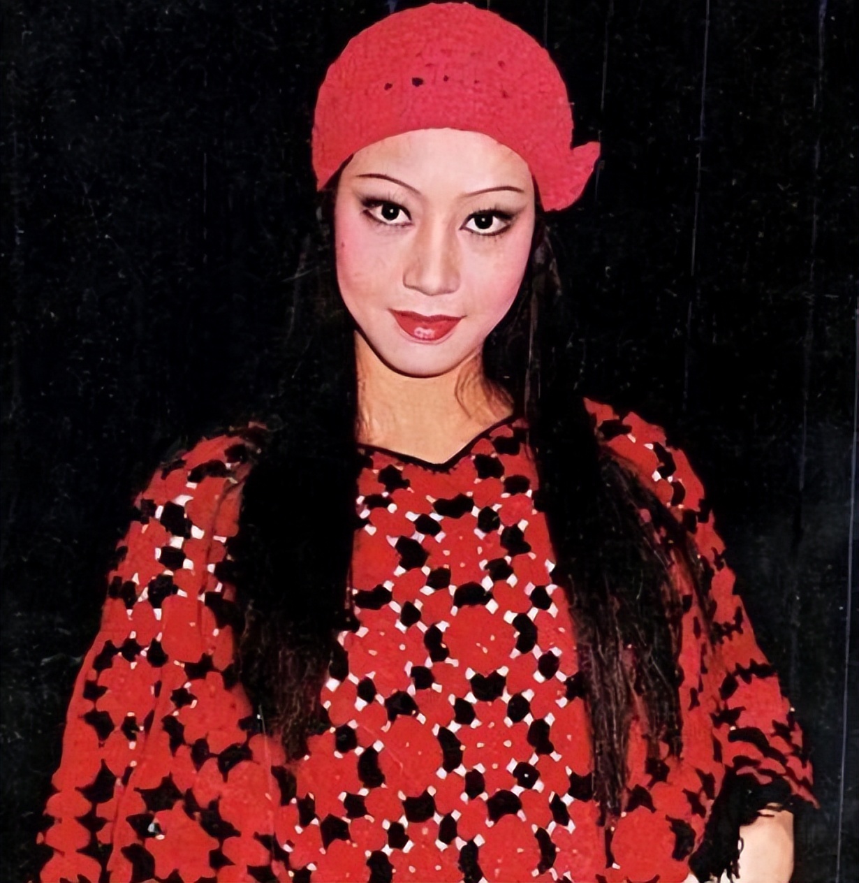 “包租婆”元秋：星爷唯一不敢骂的人，连洪金宝成龙都要礼让三分