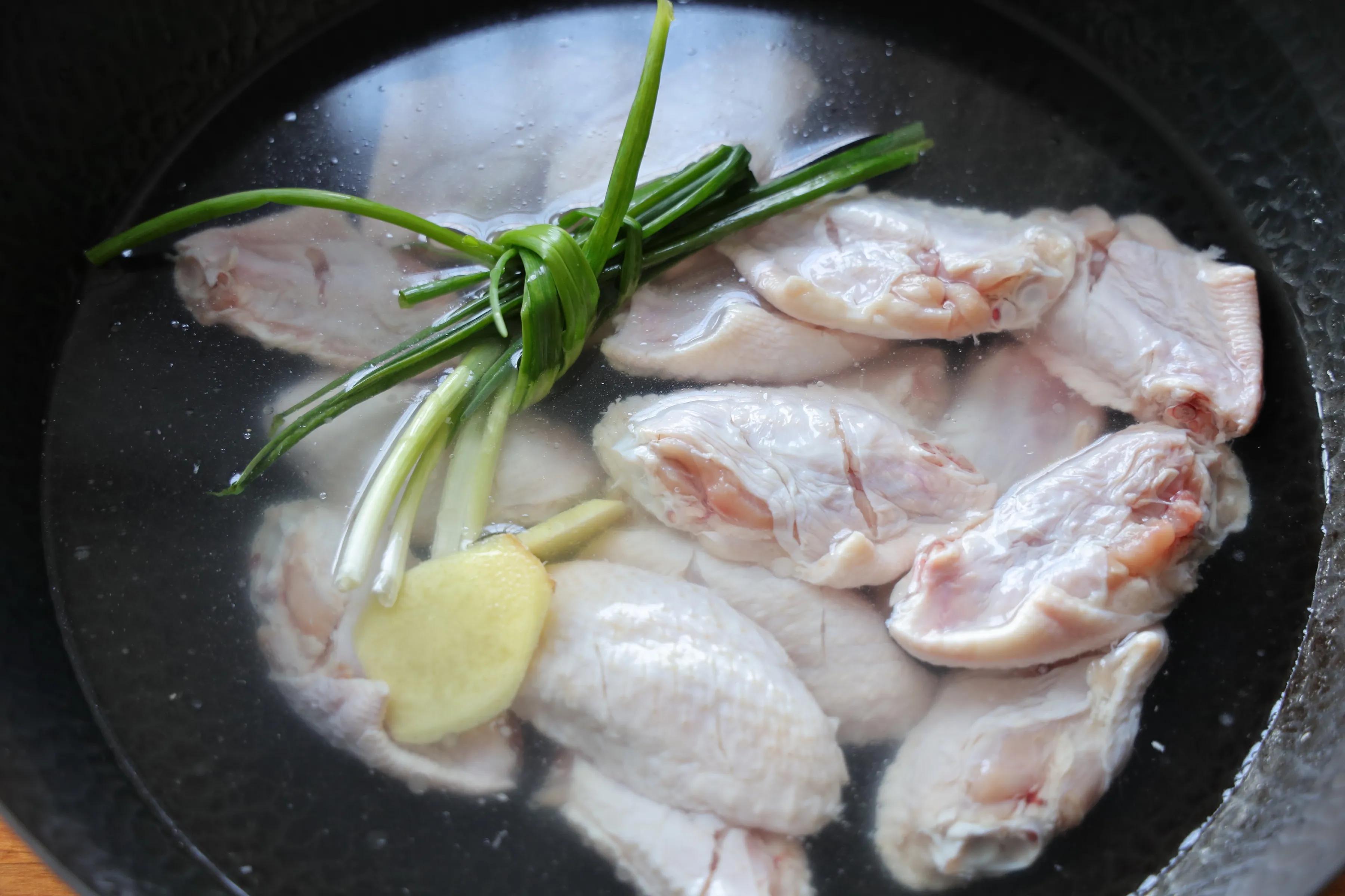 这大概是鸡翅最简单的做法了，适合日常给家人吃，手残党也能成功