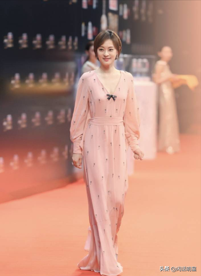 几位貌美如花的女星，就因为脖子不长，影响了气质