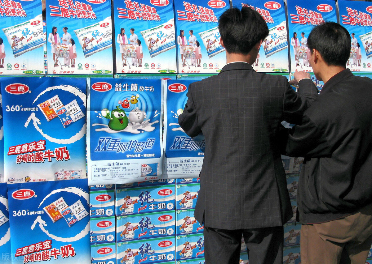 14年前祸害30万婴儿的毒奶女王，三鹿董事长田文华如今怎么样了？