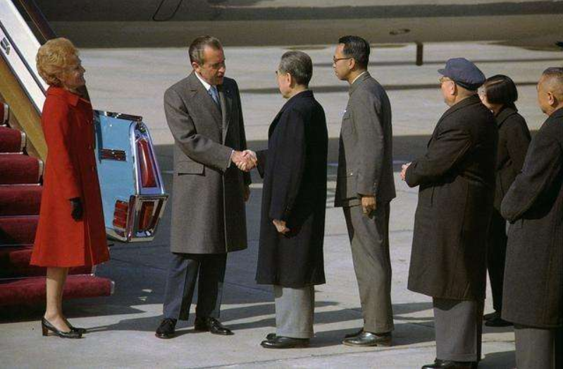 1972年尼克松访华，熊向晖一个问题难倒基辛格，周恩来：值得表扬