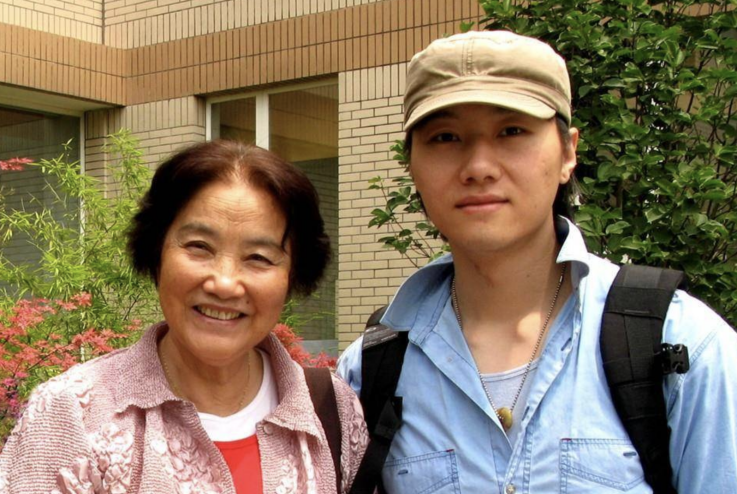 祝希娟，和初恋结婚生子已走过58年，晚年住养老院，原因令人泪目