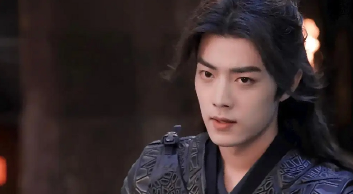 同为是“泡面头”，把张一山、肖战和张国荣放一起，差距就出来了