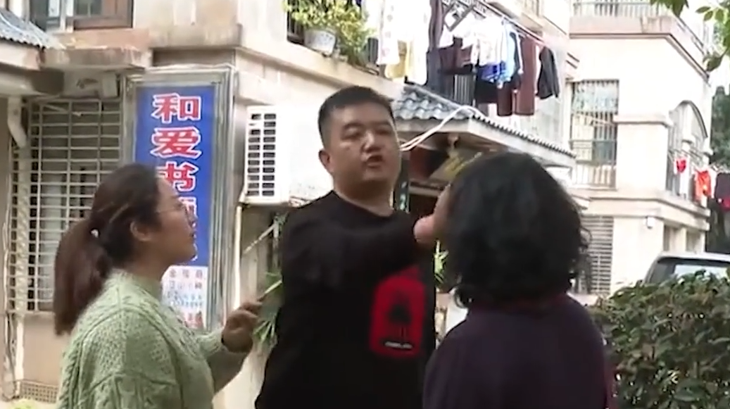 老婆为装修出卖故事，情感与梦想的抉择