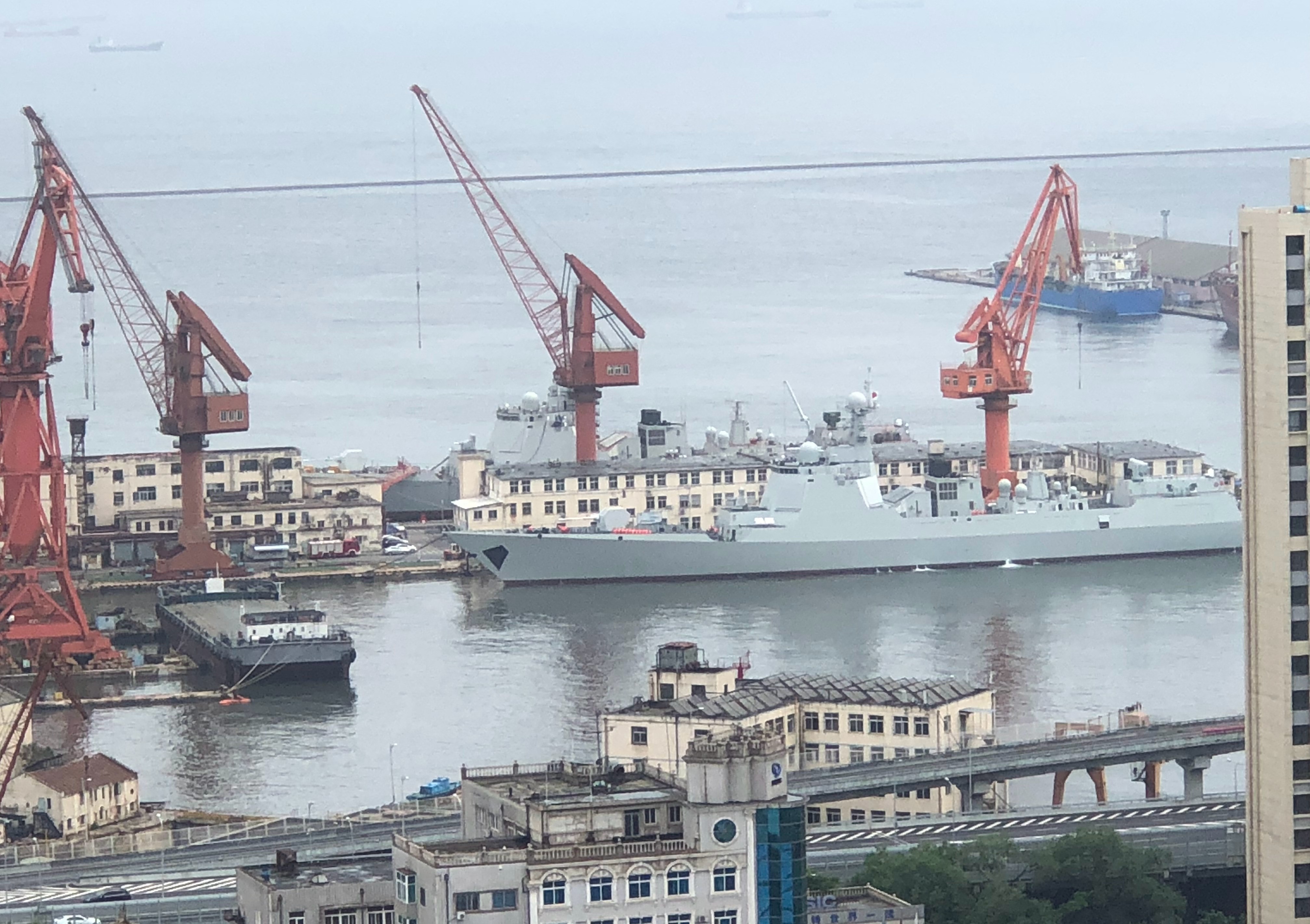 36��9���й������¶ܽ�������Խ��������10���½��ܽ�������4��