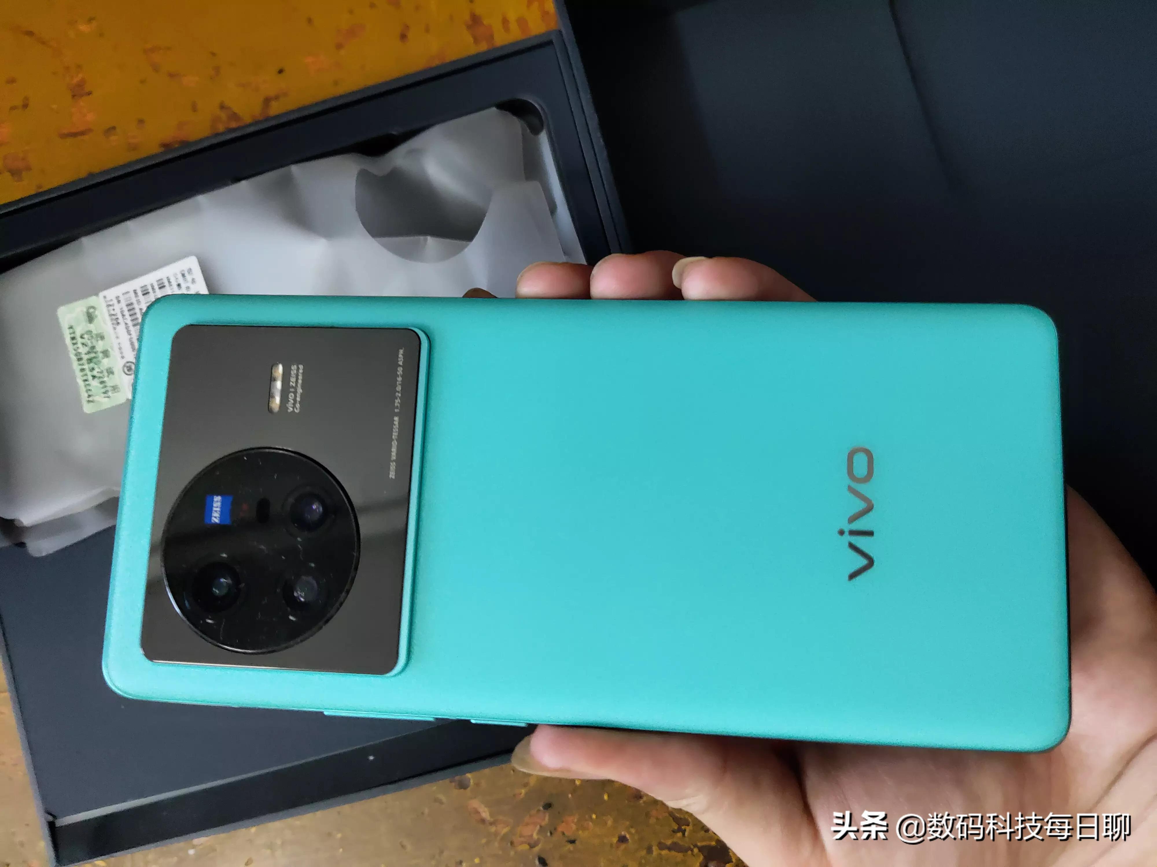 体验一个月vivo X80，它真的是一部好手机？