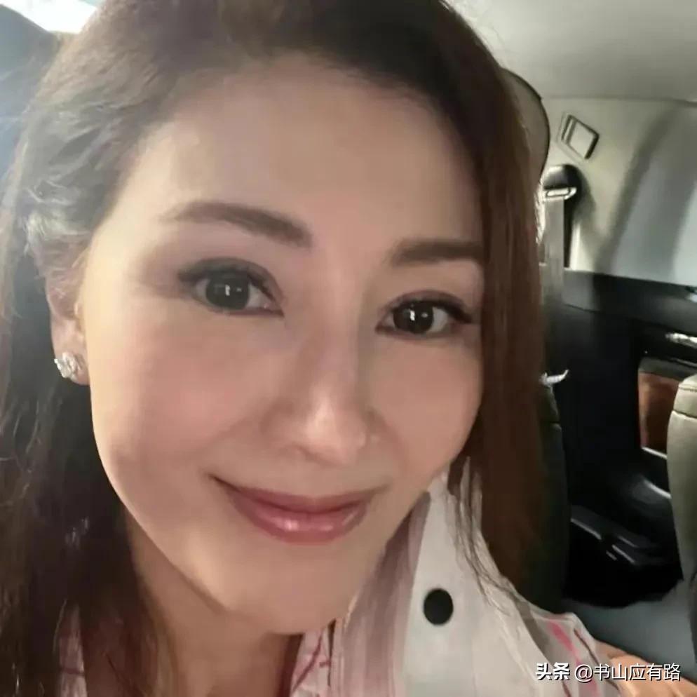 李嘉欣：冻龄女神，风韵犹存，一代人的回忆