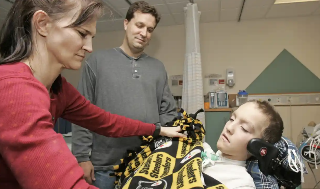 濒死体验：我掉到了地球深处，看见了高大生锈的铁门……