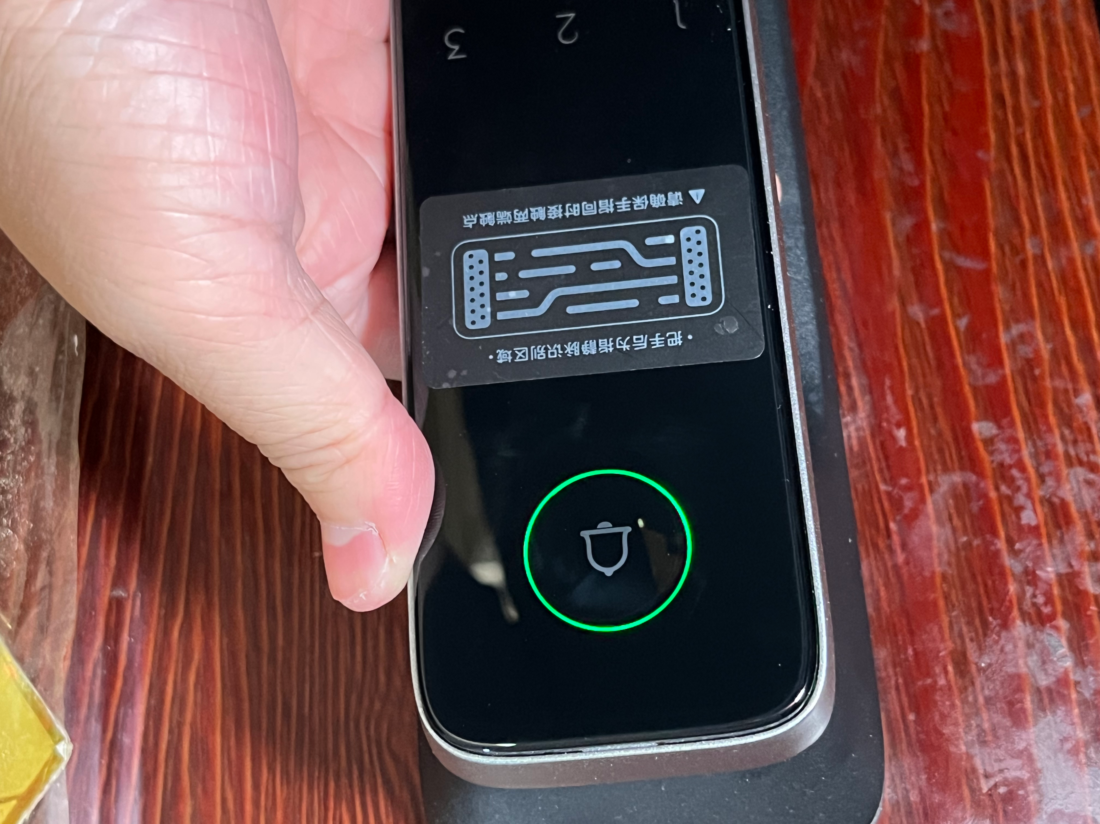 TCL P10体验：指静脉识别会是智能门锁更好形态？