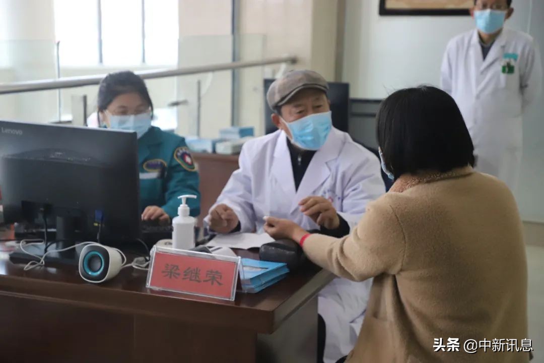 北京中医药大学专家受邀到商丘市第四人民医院开展中医学术交流