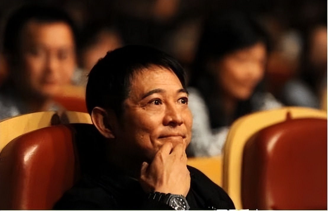 7位“被顽疾缠身”的明星，一个比一个有钱，却难逃病痛的折磨