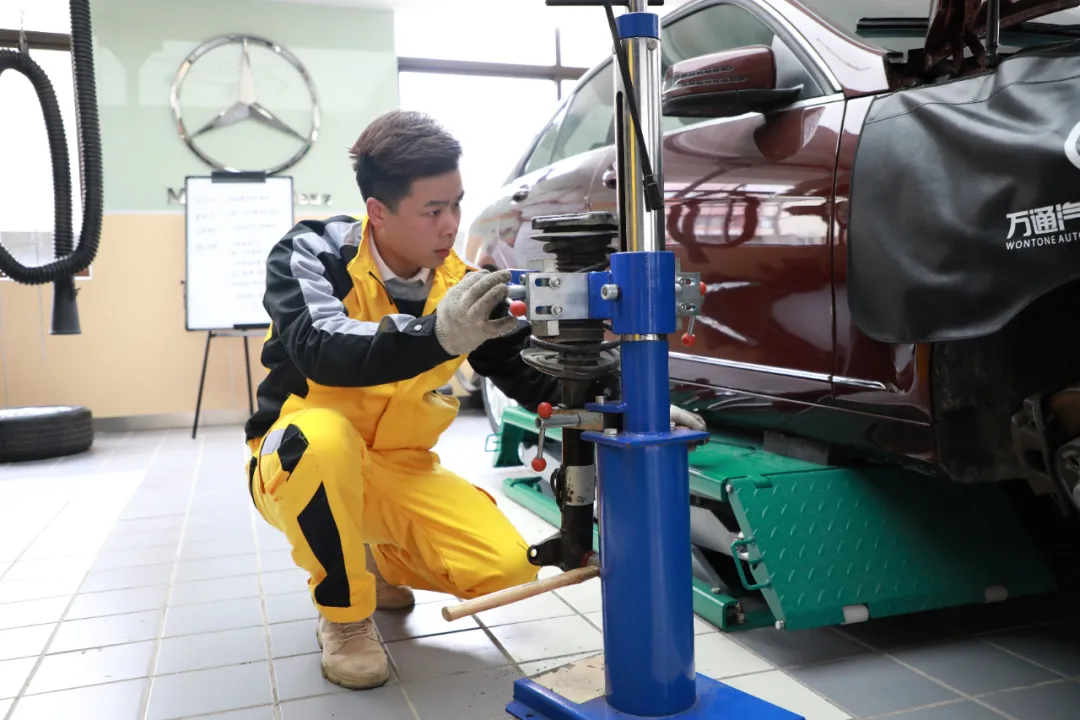 上海万通汽修学校 | 愿你不负所学，期末加油