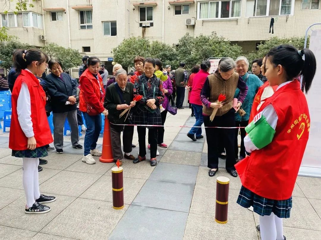 与你分享，我在四川天府新区南湖小学的精彩校园生活