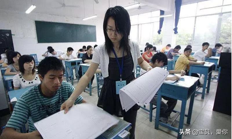 张老师谢谢您，您的芳华，温暖了很多莘莘学子的青春岁月